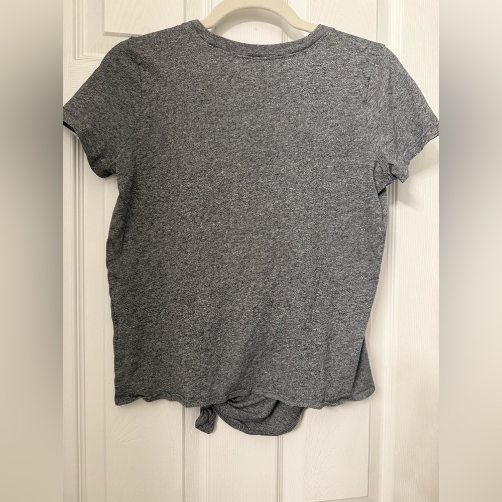 Madewell basic gray tee - Picture 5 of 8
